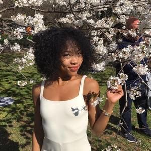 Meet your Posher, Jasmine